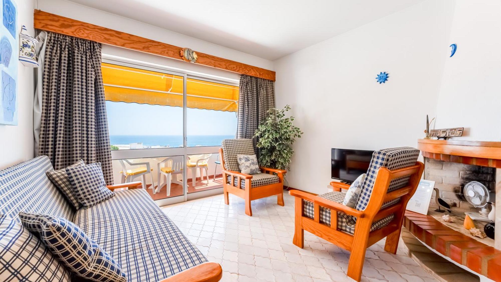 Typical T2 In Albufeira W/ Balcony By Lovelystay エクステリア 写真